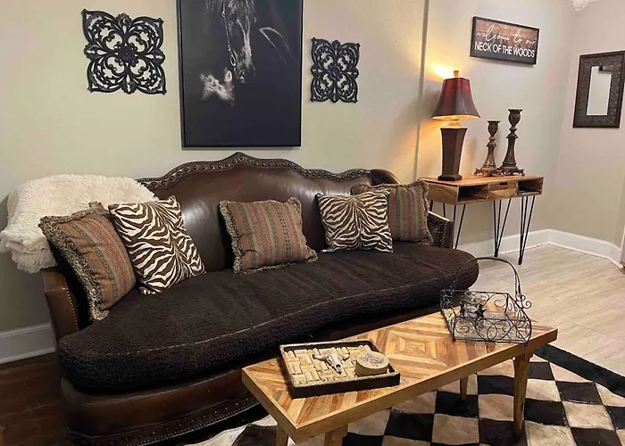 3774 Bertrose Cowtown